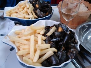 hotel-des-ajoncs-dor-mussels-frites-cancale